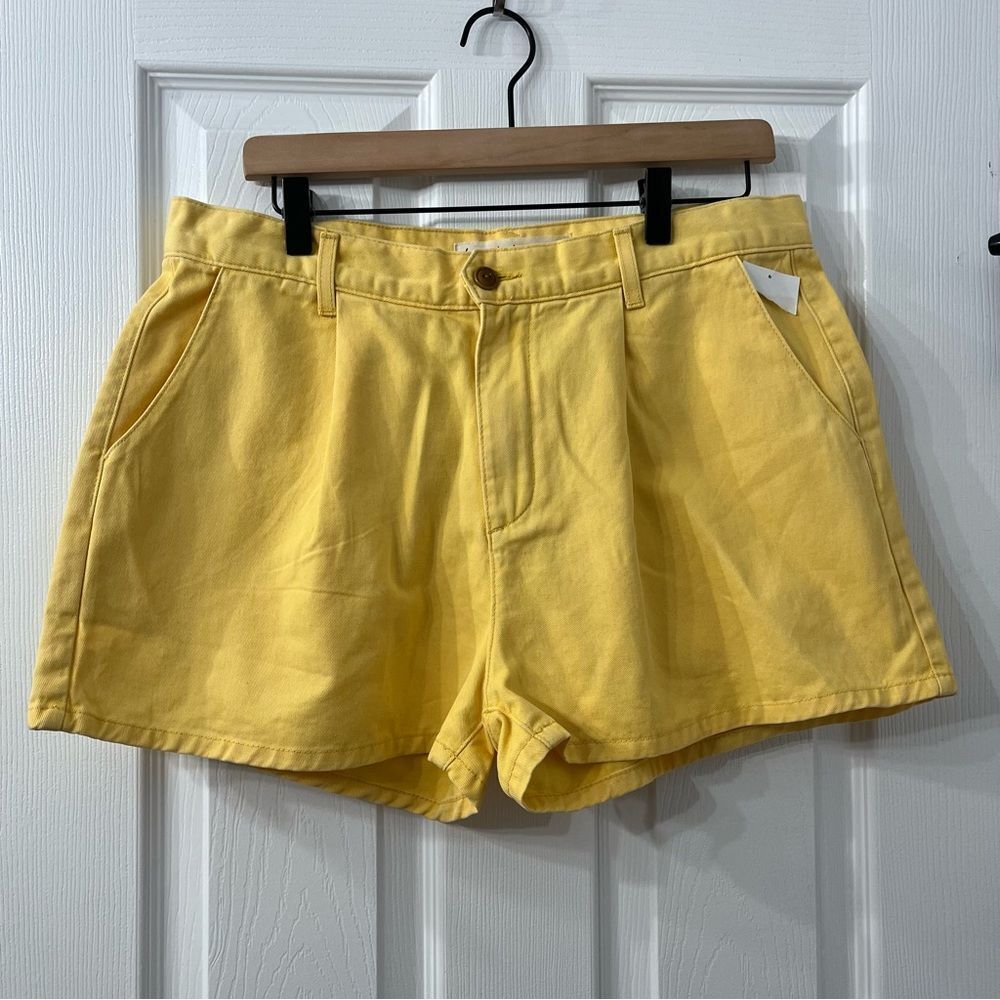 NWOT Imperfects yellow shorts size 29
